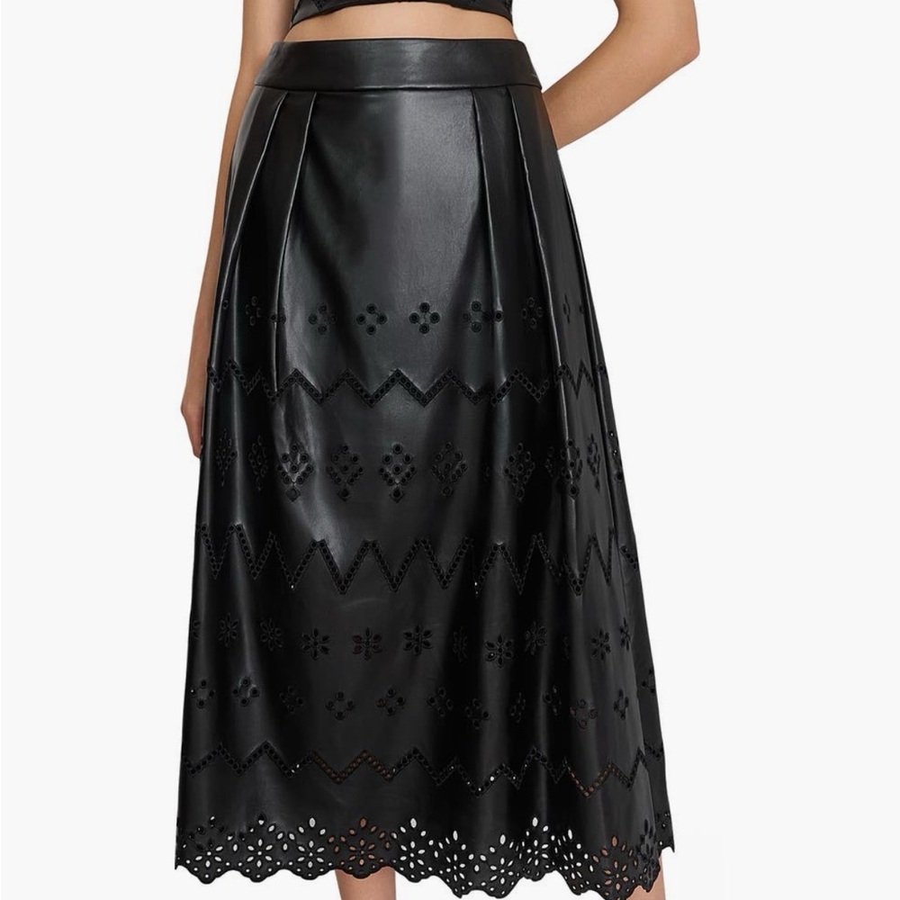 NWT Milly Jolene Eyelet faux leather embroidered shirt, size 4